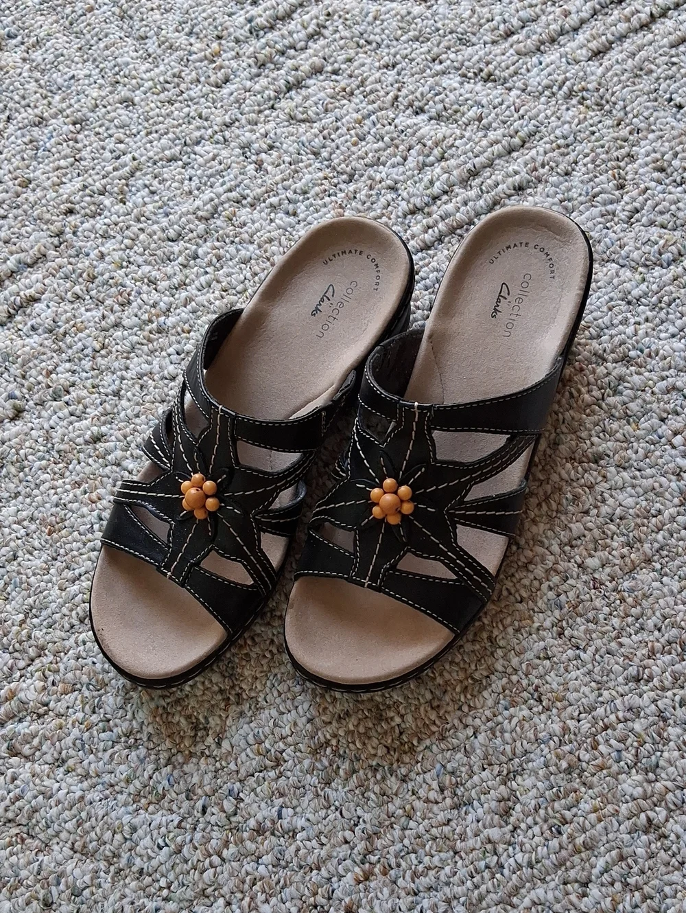 Clarks Lexi Myrtle2 Slip In Sandals ~ Black Leather ~ Size 8-1/2 ~ Pre-owned
